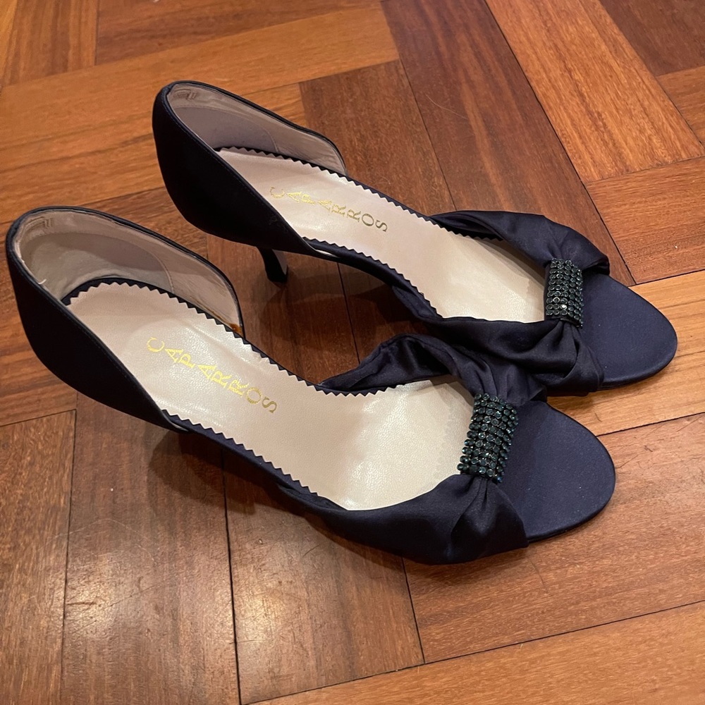 navy blue caparros heels, size 10